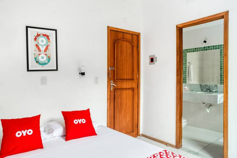 Hotel Oyo Mara Palace