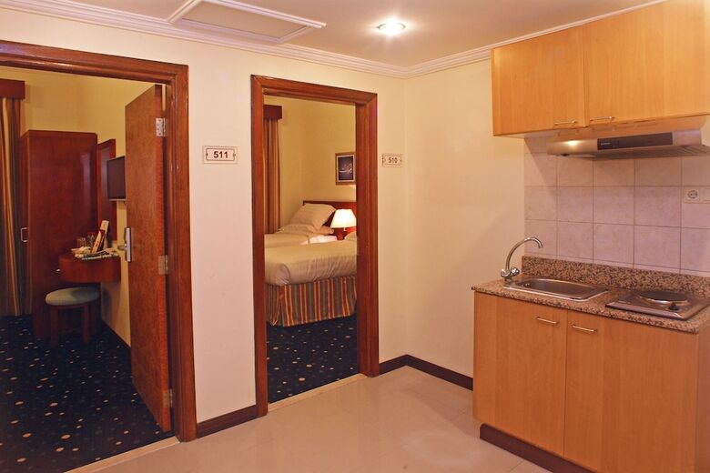 Dar Al Eiman Al Khalil Hotel