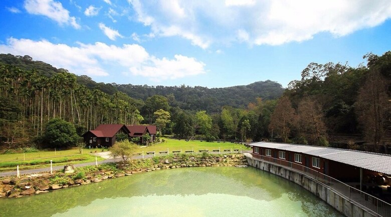 Hotel Double Lake Villa
