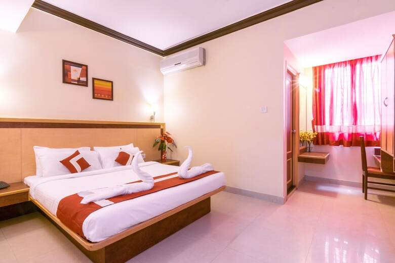 Octave Plaza Hotel