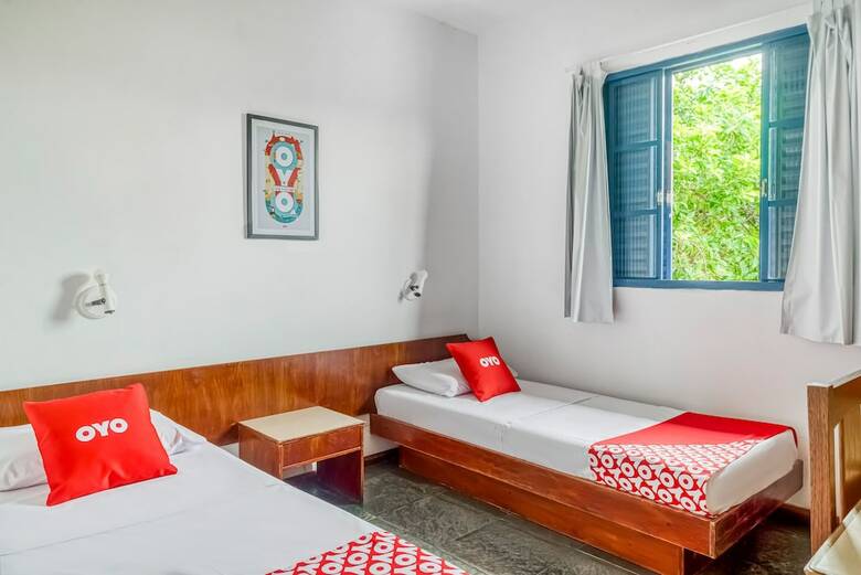 Hotel Oyo Mara Express