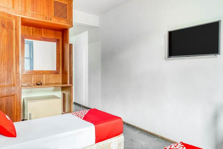 Hotel Oyo Mara Express