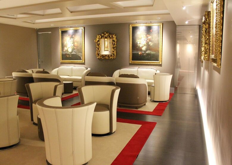 Harry's Bar Trevi Hotel & Restaurant