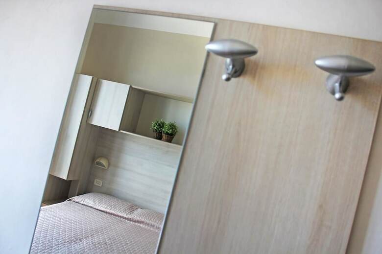 Hotel Lungomare Cattolica