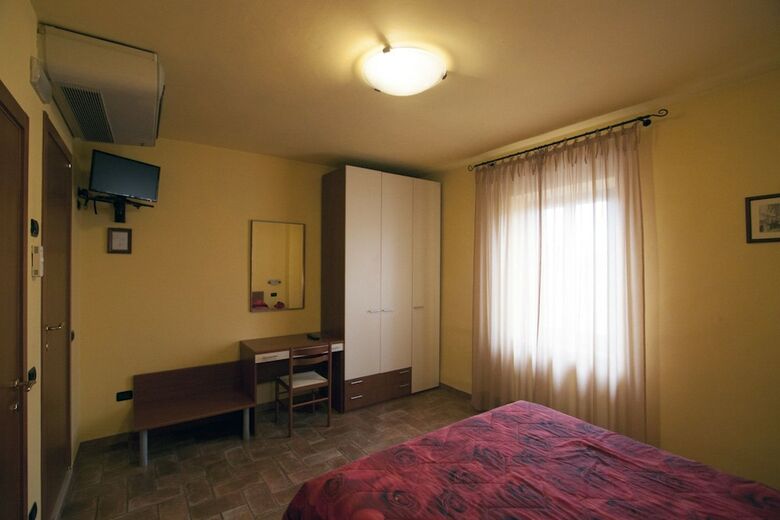 Bed & Breakfast Camere Santucci
