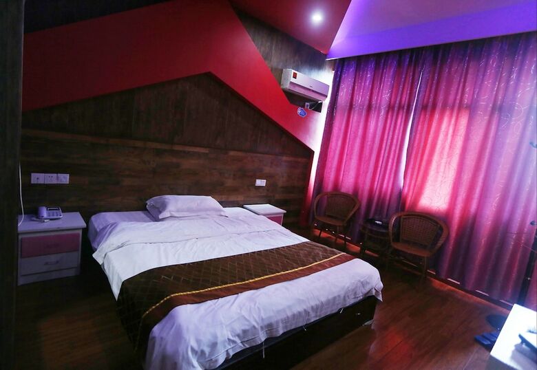 Hotel Jiangnan Impression Theme Hostel