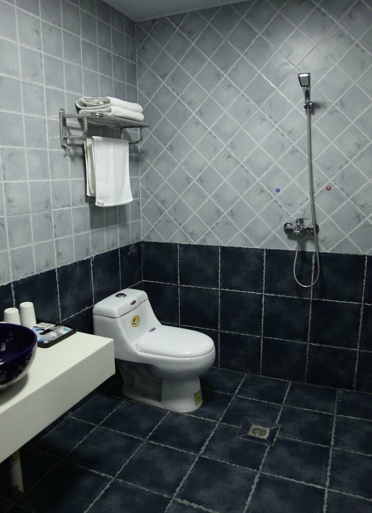Hotel Jiangnan Impression Theme Hostel