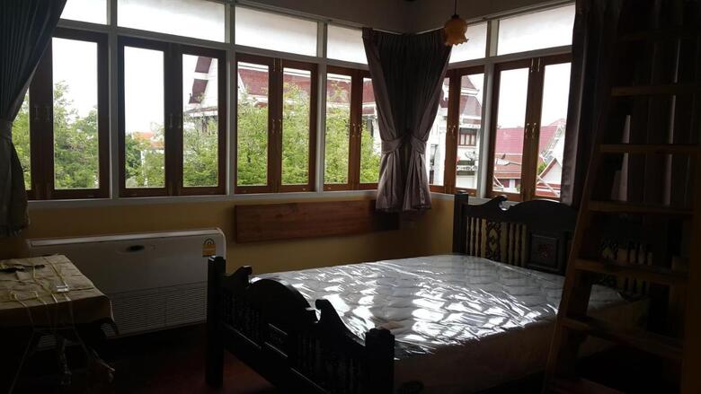 Hotel The Royal Thatien Village