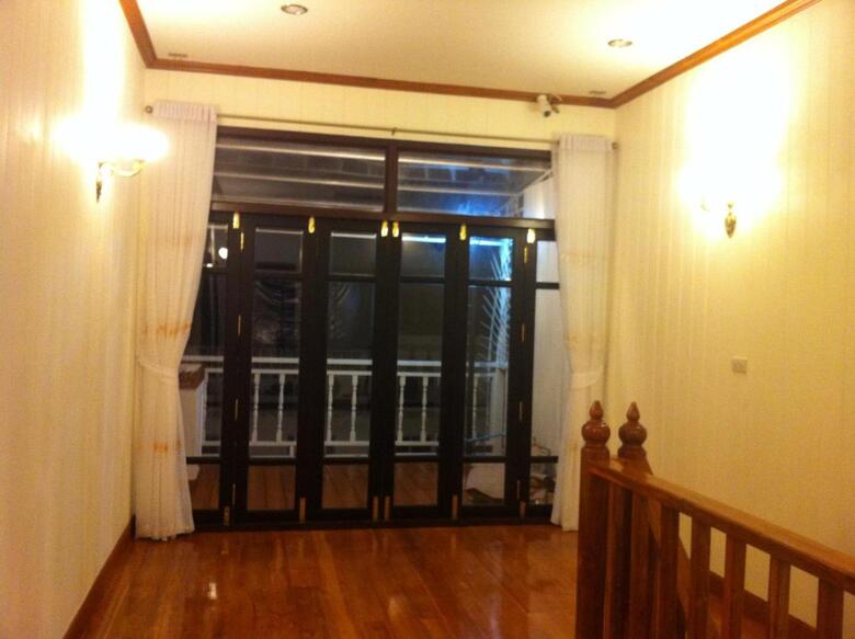 Hotel The Royal Thatien Village