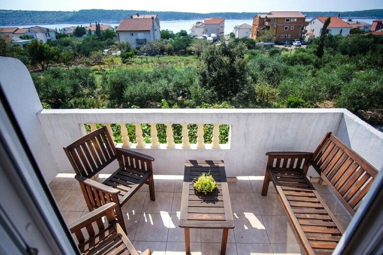 Apartments Jasko Barbat