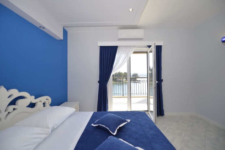 Pontus Luxury Apartments