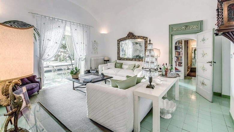 Villa Green Coral