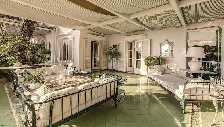 Villa Green Coral