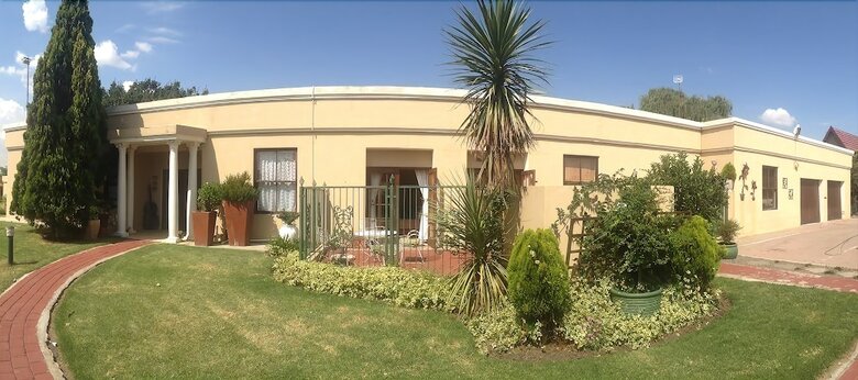 Hotel The Guest House