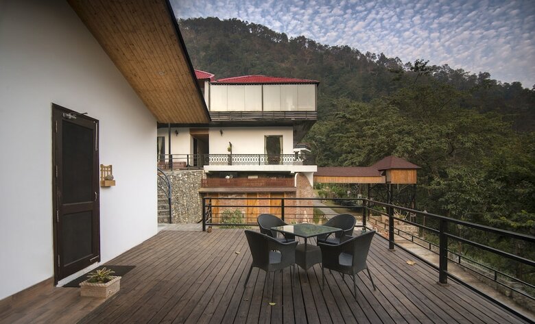 Hotel Shaantam Resorts & Spa