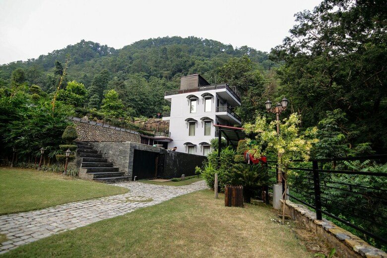 Hotel Shaantam Resorts & Spa