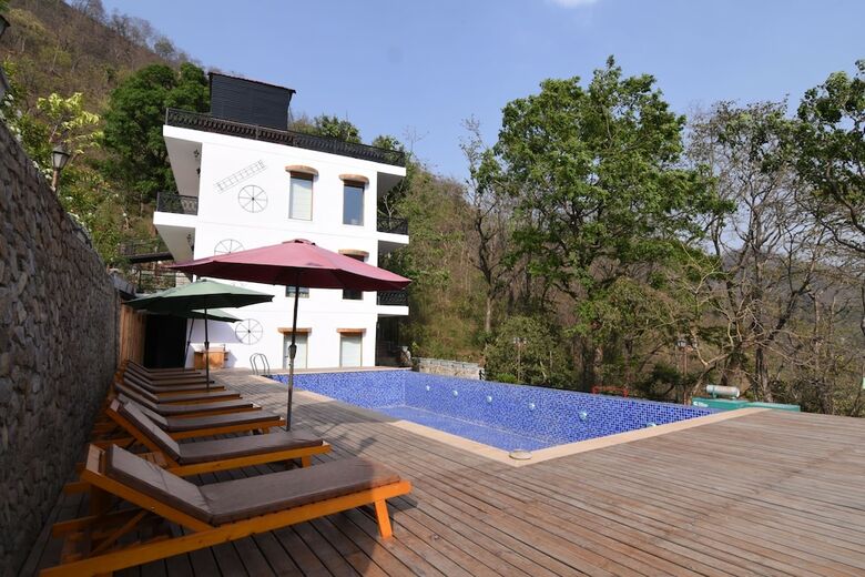 Hotel Shaantam Resorts & Spa