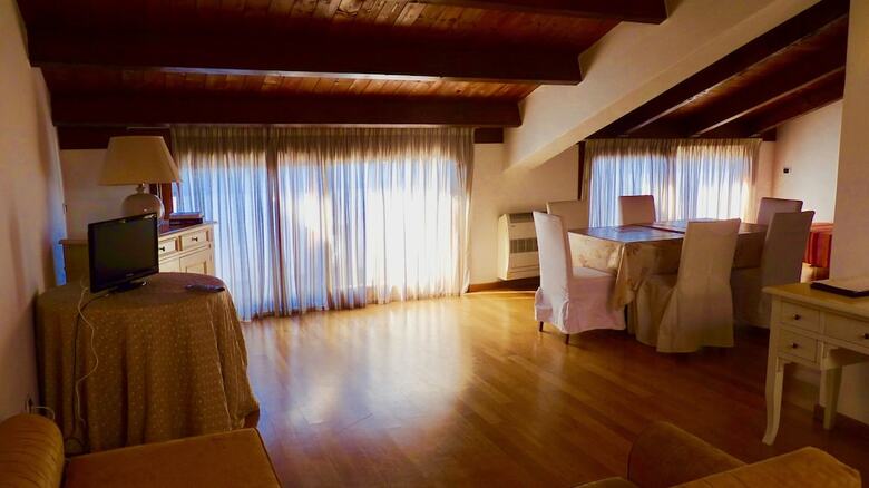 Apartamento Quart� Say�l