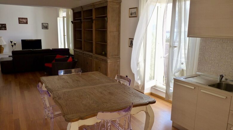 Apartamento Quart� Say�l