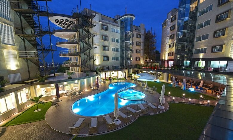 Protea Hotel By Marriott Kampala Skyz