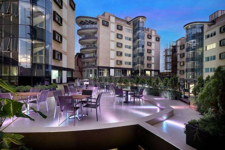 Protea Hotel By Marriott Kampala Skyz