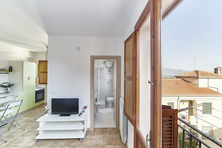 Specchio Apartment