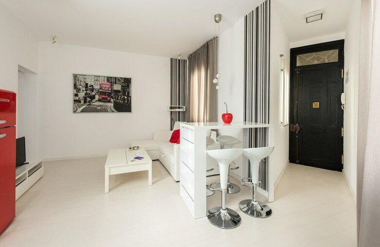 Apartamentos Plaza de La Morer�a City Center