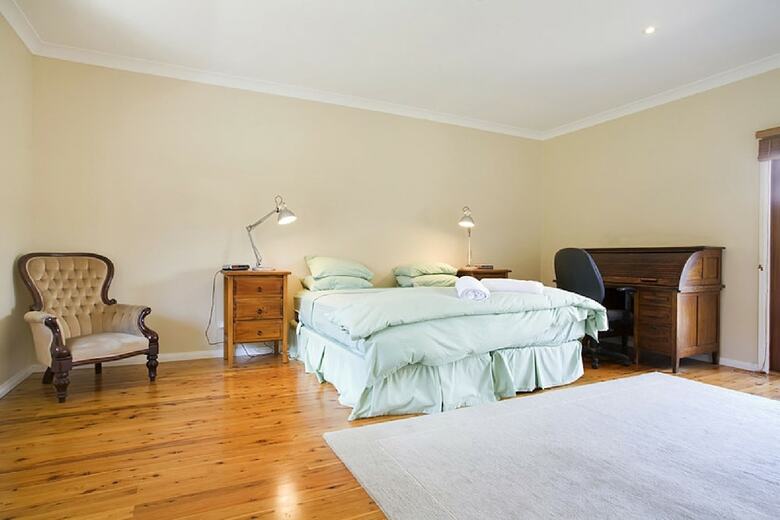 Gumview Cottage