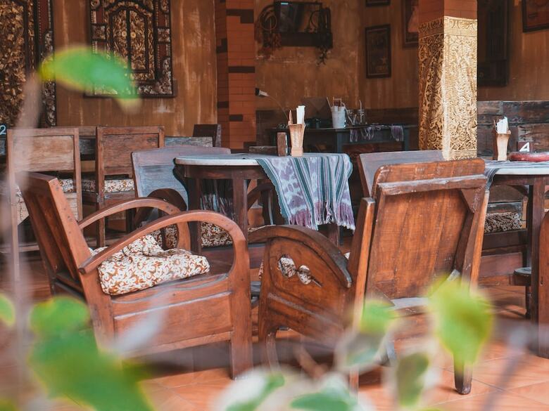 Bed & Breakfast Lovina Palace