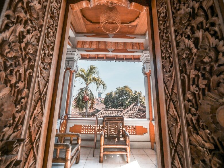 Bed & Breakfast Lovina Palace