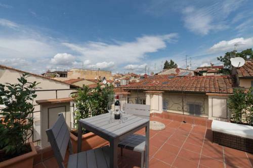 Apartamento Attic Up On Florence