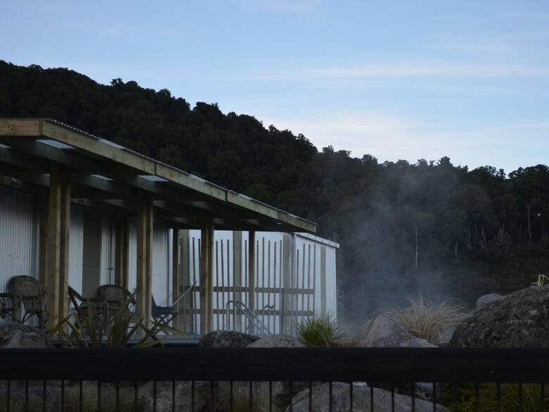 Motel Tongariro Springs Boutique Suites