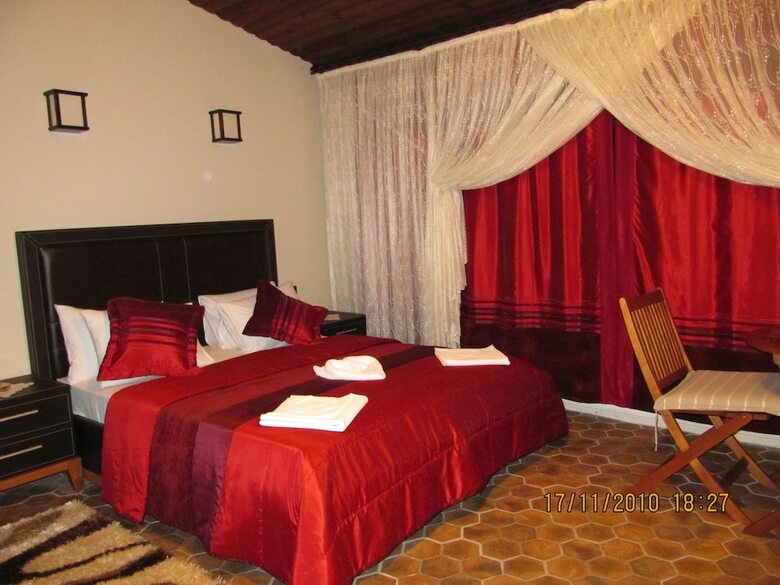 Bed & Breakfast Santa Roza Butik Otel