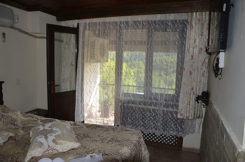 Bed & Breakfast Santa Roza Butik Otel