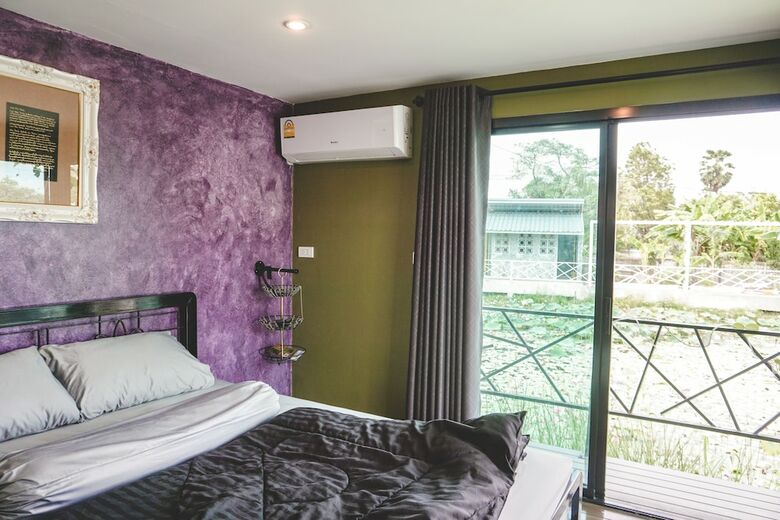 Hotel Patoey House