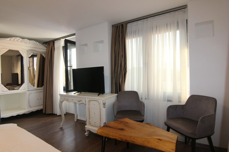 Hotel Pandora Suit Otel