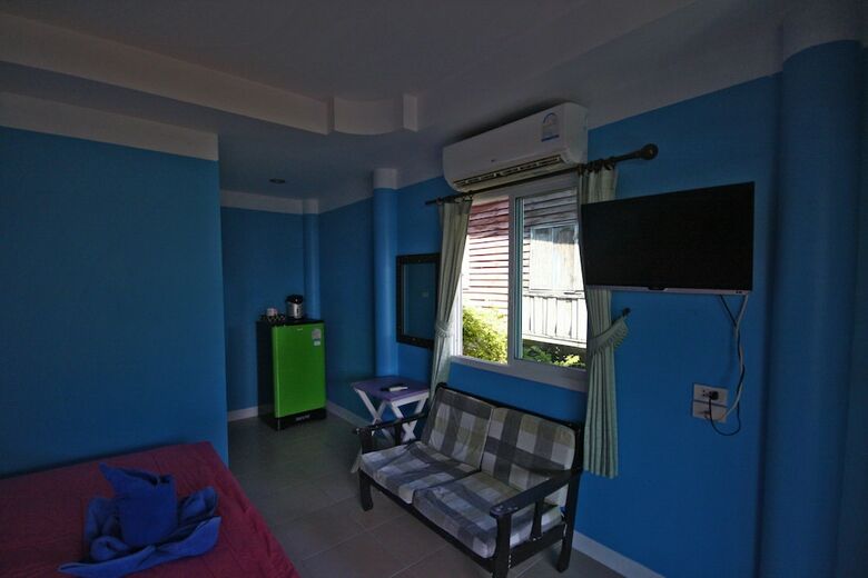Hotel Baan Coconut At Koh Larn