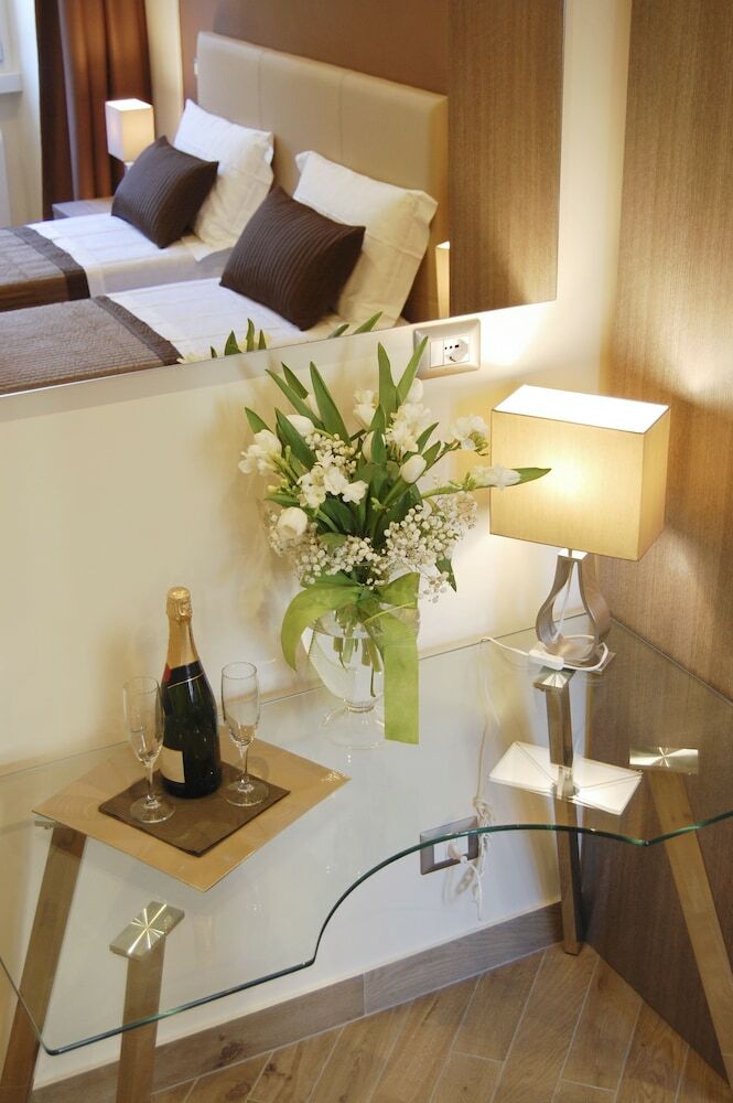 Colonna Luxury Suites
