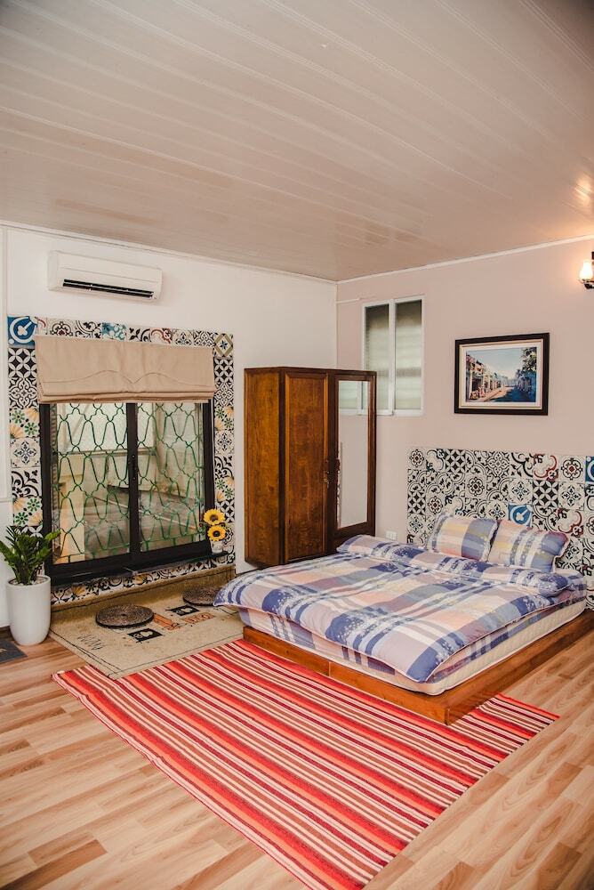 Hanah's Tiny Hanoi Homestay