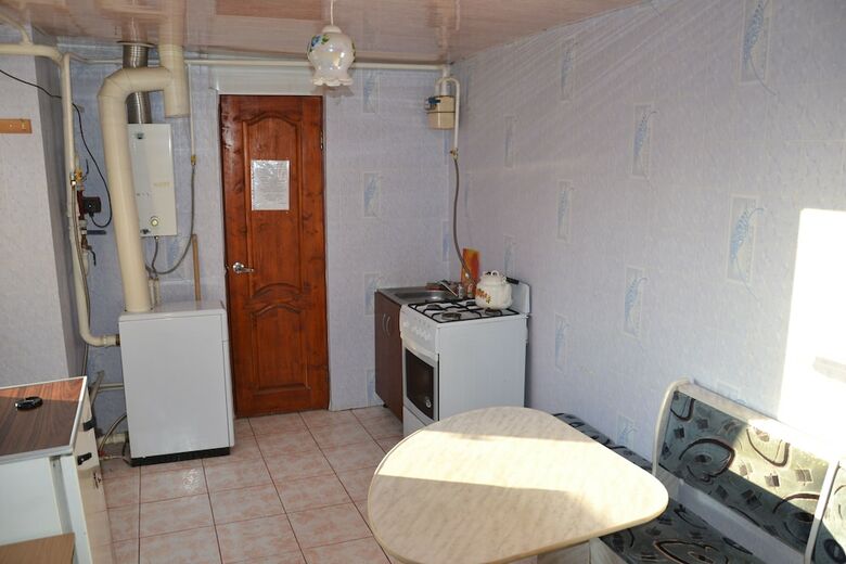 Hotel Comfort Room