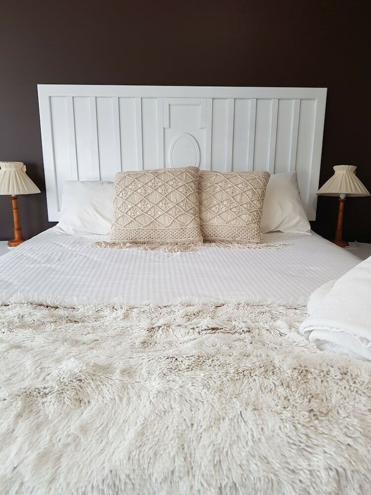 Town House Motor Inn