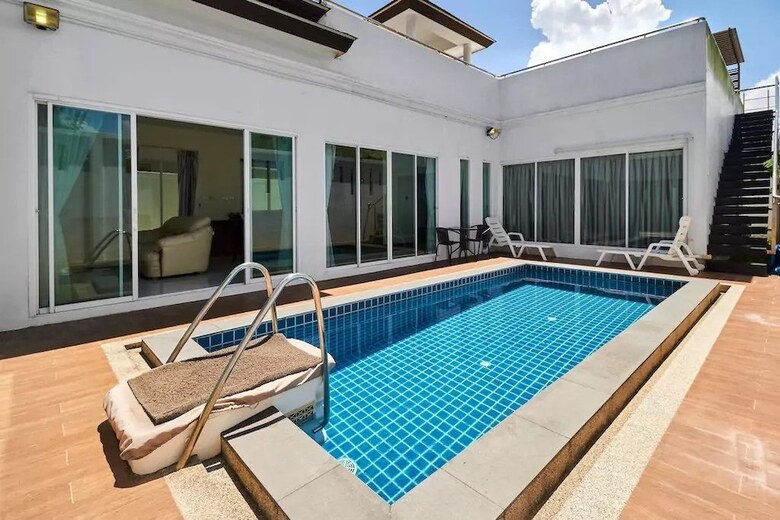 Holiday 3 Bed Room Tanode Villa