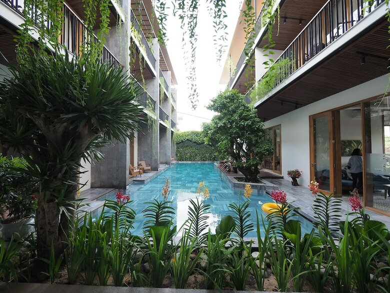 Tam House Villa Hotel