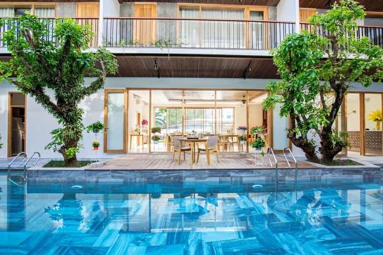 Tam House Villa Hotel
