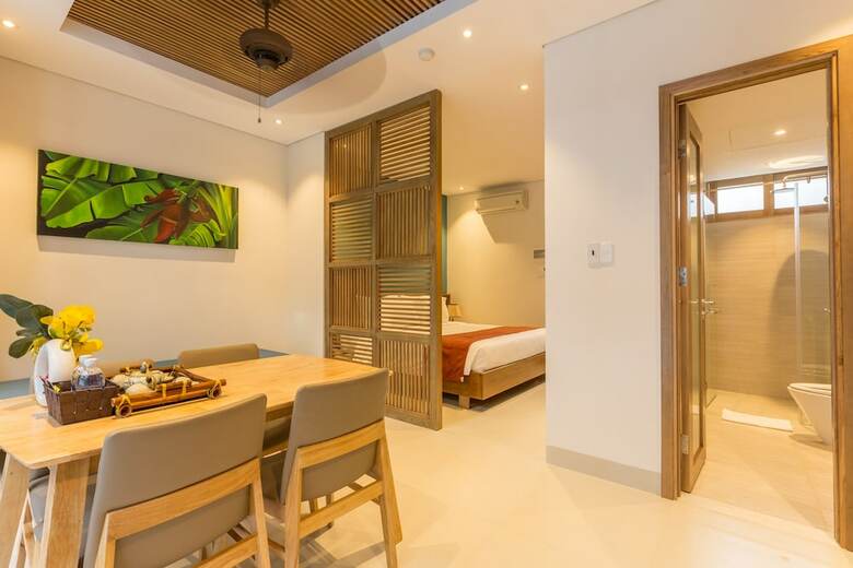 Tam House Villa Hotel