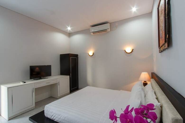 Mahayana Kuta Hotel