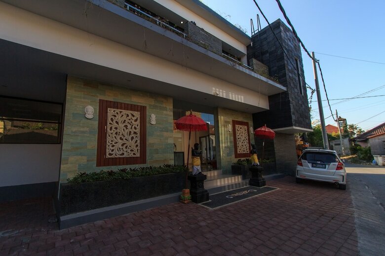 Mahayana Kuta Hotel