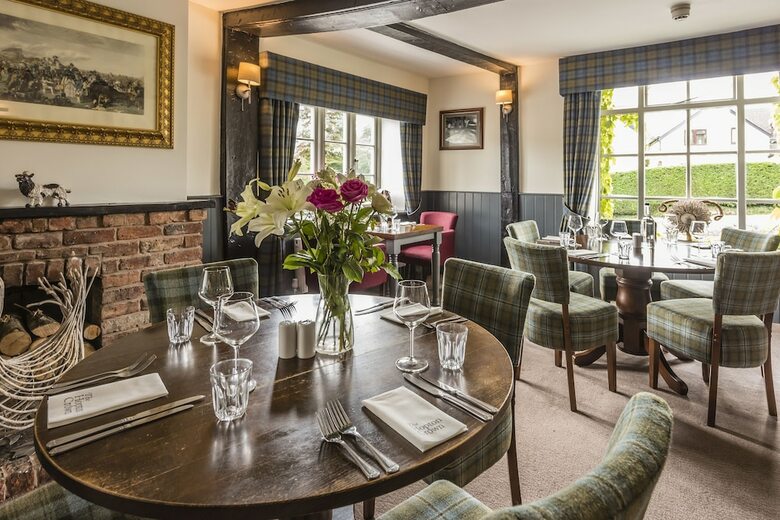 Hotel The Hopton Crown