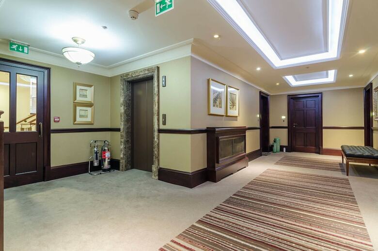 Apartamentos Custom House Square: Cathedral Quarter