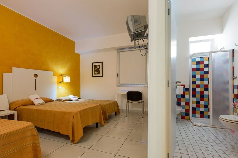 Silver Hotel